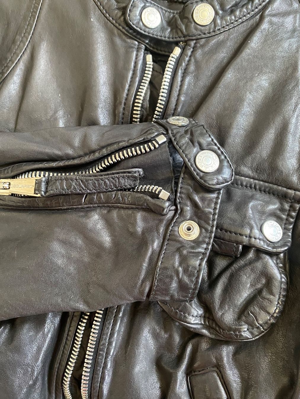 Dsquared2 Giacche: DSQUARED Leather jacket (S-M) – Nuovo (secondo la descrizione) da Rüschlikon venduto da Tey_sl 8