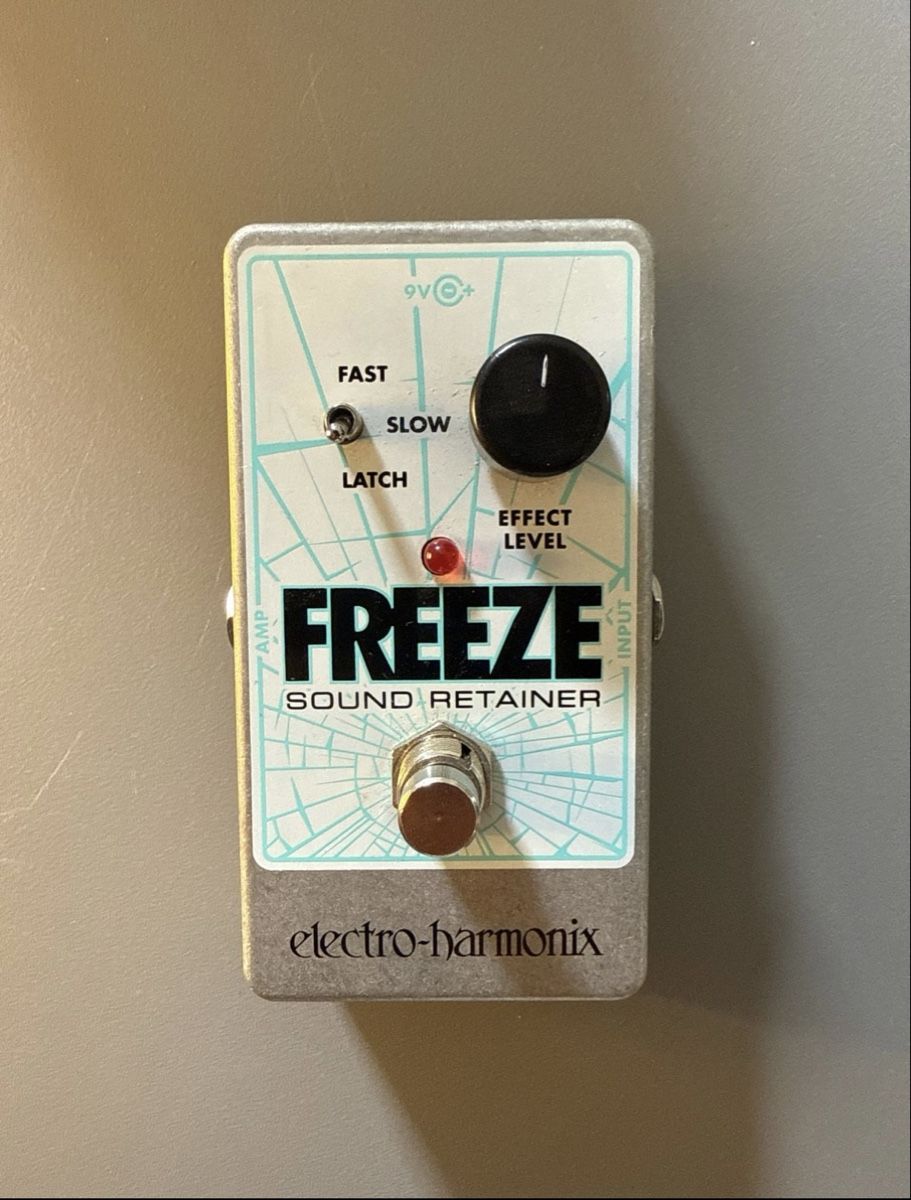 Electro-Harmonix Musikinstrumente: Electro-Harmonix FREEZE sound retainer – Gebraucht aus Oberneunforn von lwiesmann