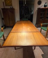Midcentury Teak Dining Table -  arkitekt Johannes Andersen