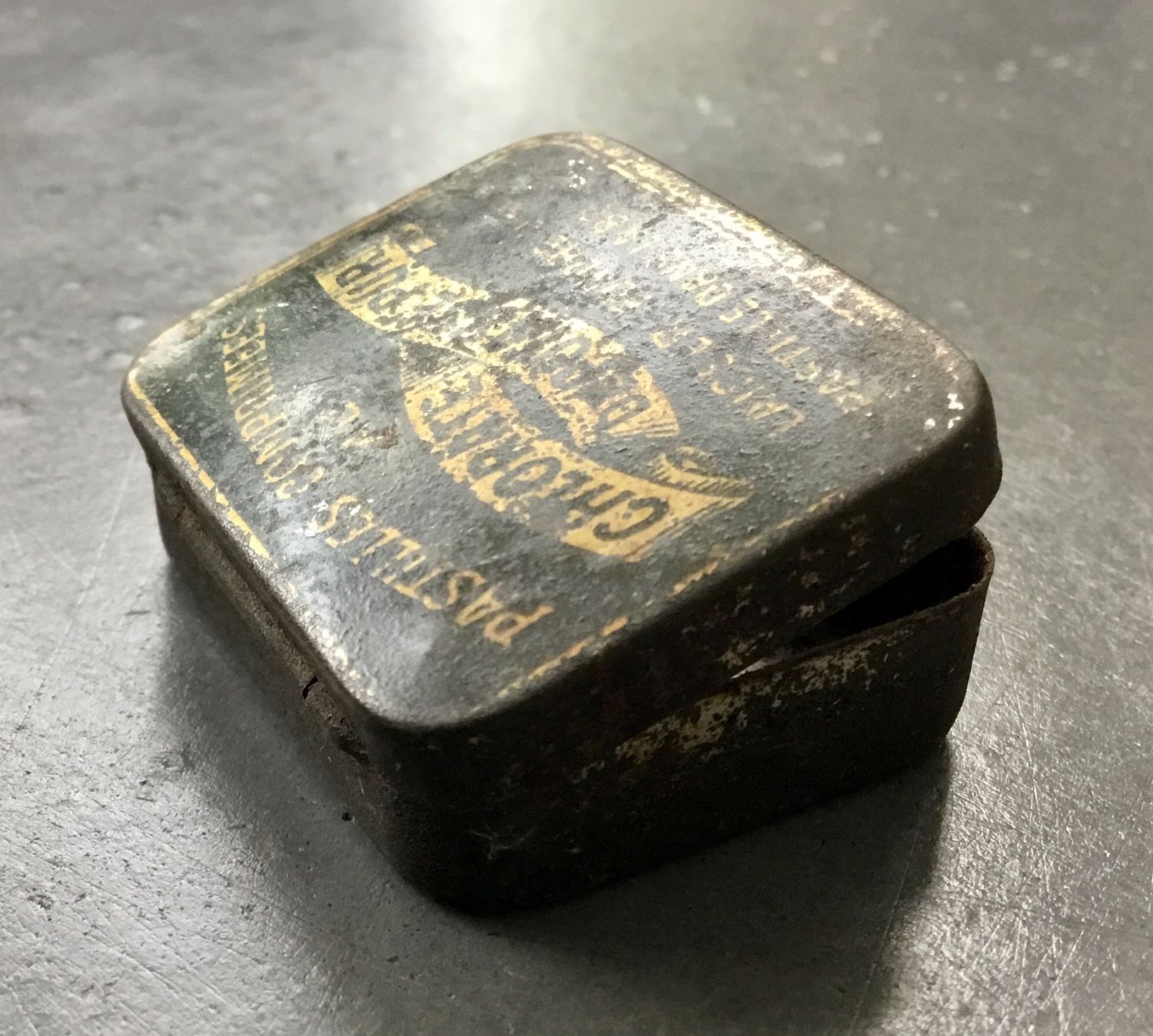 Pots: Blechdose antik | Pastilles comprimées – D'occasion à Eggersriet par Wiese61 2