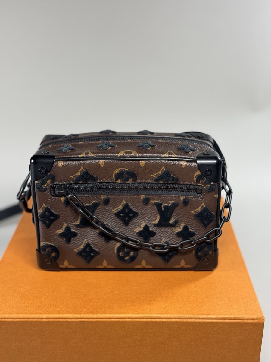Louis Vuitton Borse: Louis Vuitton Mini Soft Trunk von Virgil Abloh – Nuovo (secondo la descrizione) da Ostermundigen venduto da hacelina