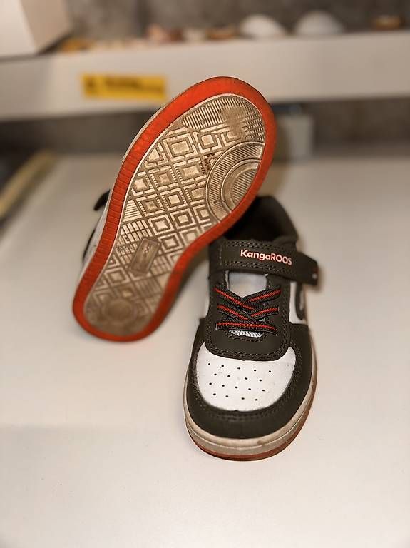 Scarpe per ragazzi: Sneaker Gr. 26 – Usato da Oberbuchsiten venduto da Biene-26 2