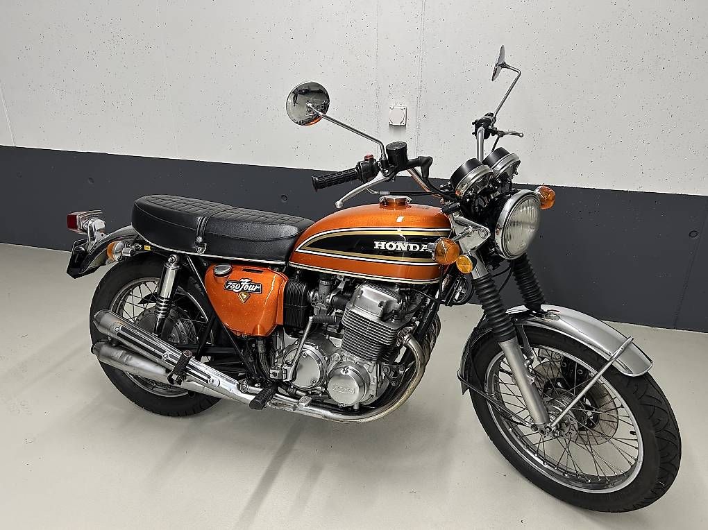 Honda Strada: Honda Four 750 – Usato da Sorengo venduto da arc_x9r2