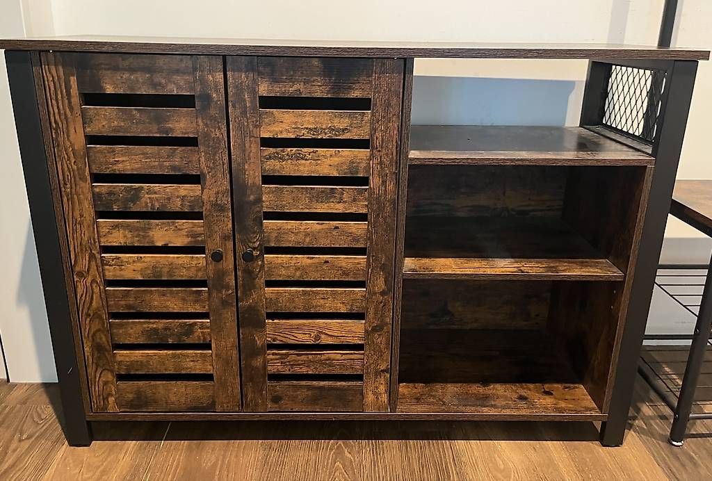 Garderobe: Garderobe & Kommode – Gebraucht aus Mörschwil von nvcmi 2