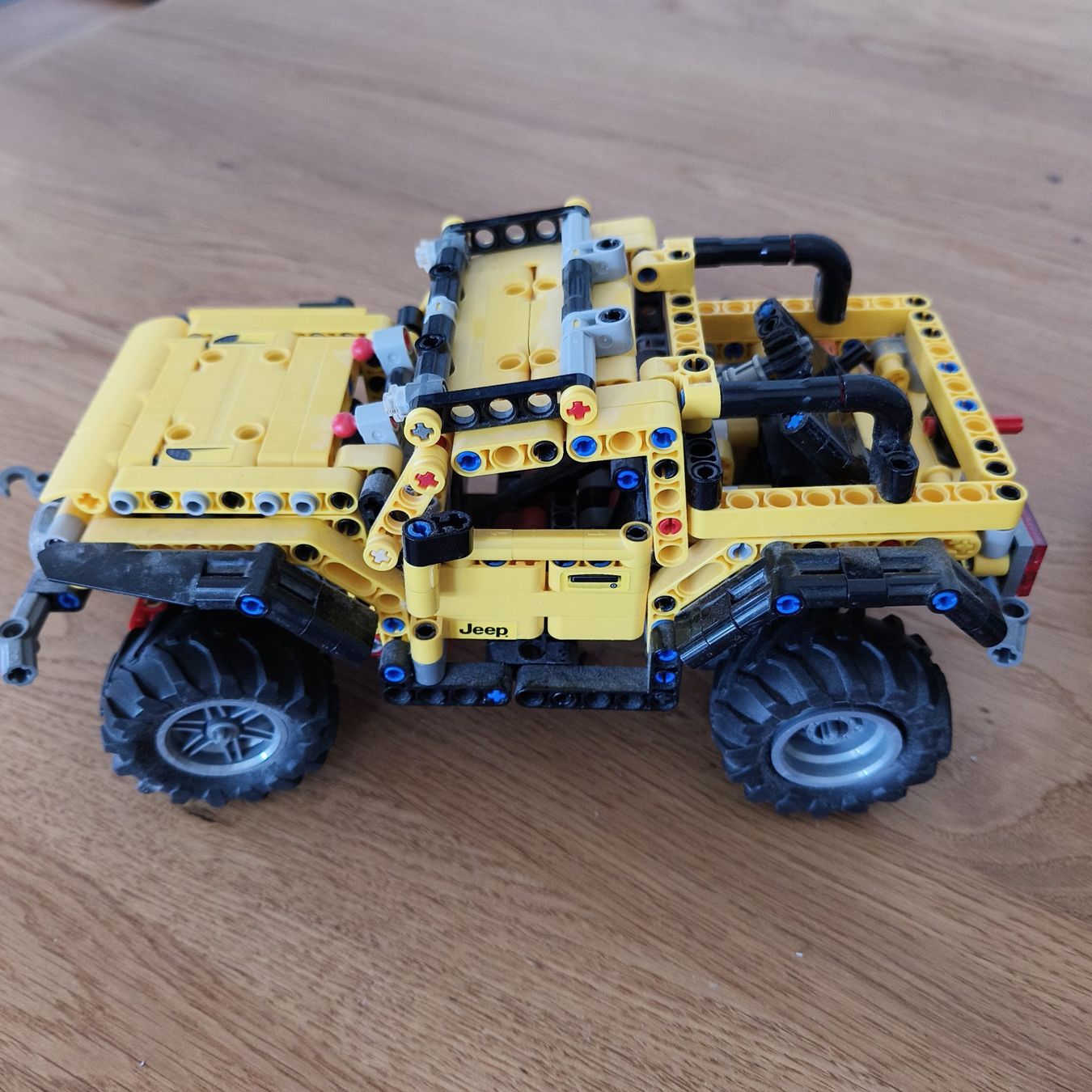 Lego Jouets: 2 Spielzeugautos Lego Technics – D'occasion à Meilen par FAVALLID 6