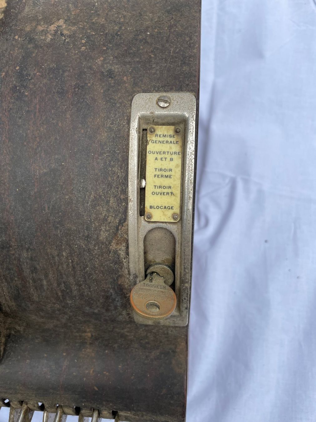 Registratore di cassa: caisse enregistreuse Remington – Difettoso da La Croix (Lutry) venduto da netrajet 3