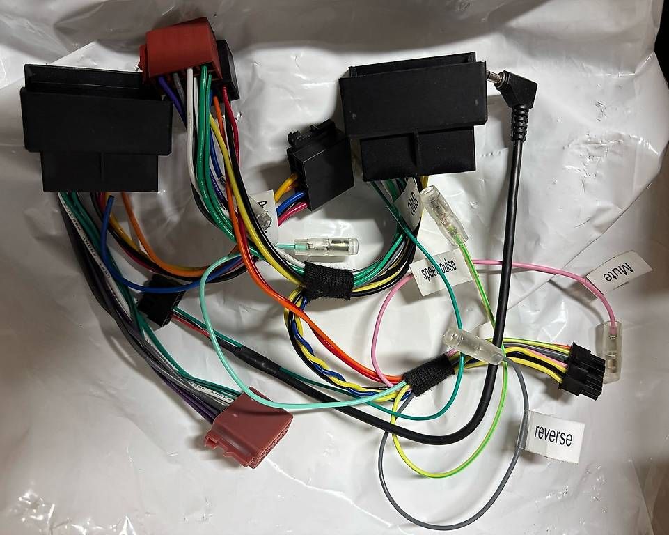 Radio: Original VW T5 - DELTA Radio CD Player – Usato da Epsach venduto da Tchrigu 3