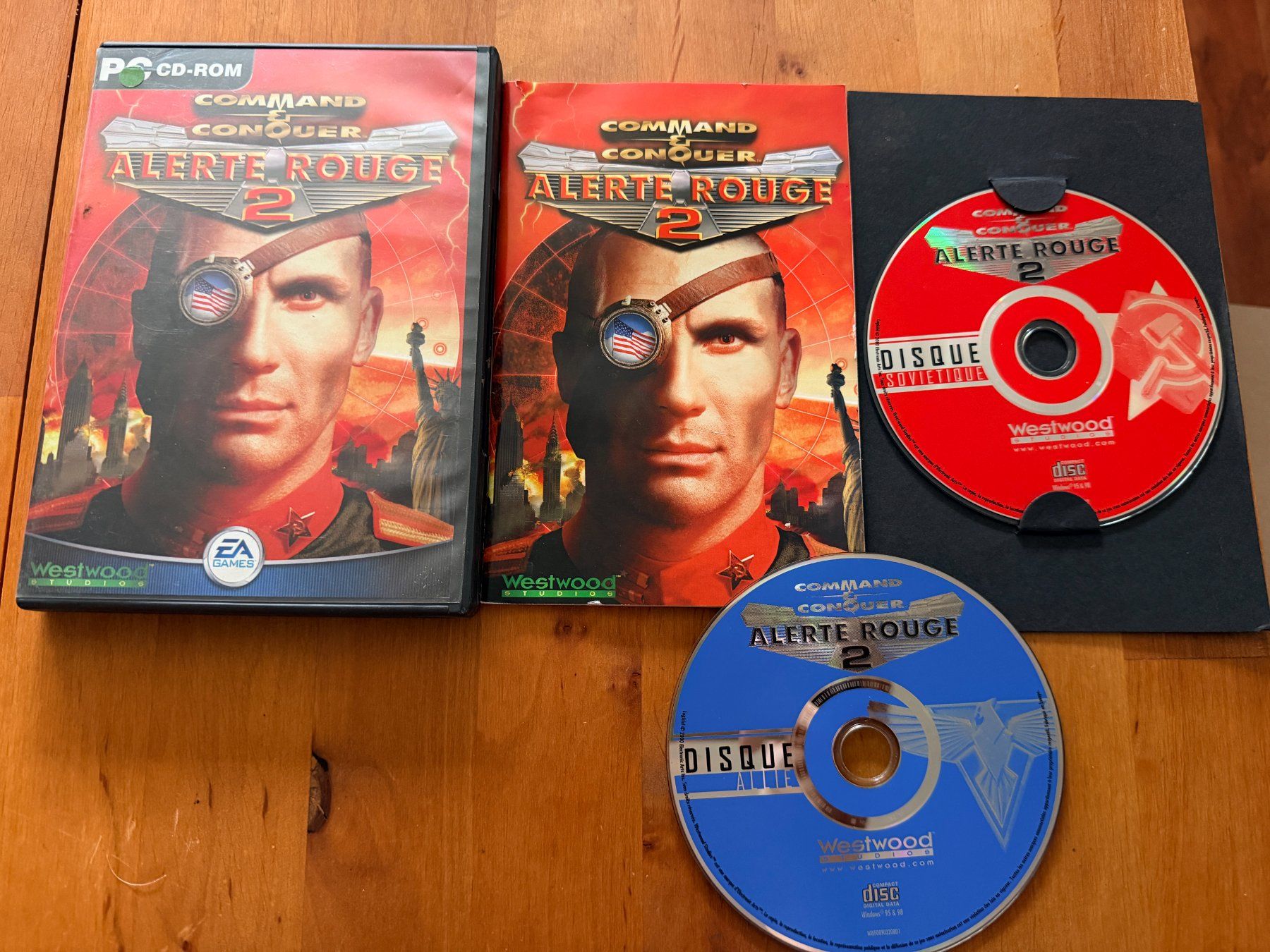 Giochi: Jeu PC: Command & Conquer Alerte Rouge 2, complet – Usato da Bellevue venduto da LarsUlrich01
