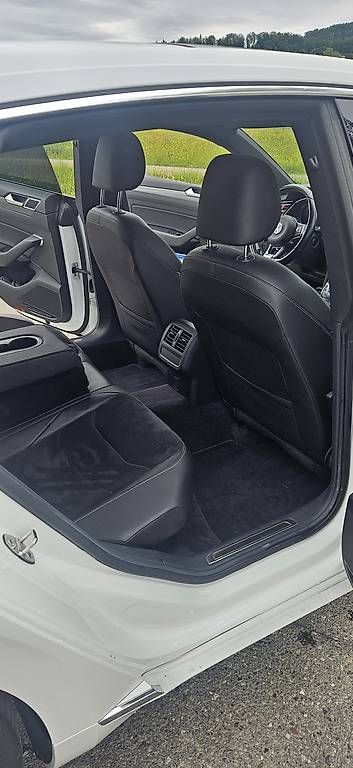 Automobili: VW Arteon R-Line 2.0 TDI 4Motion DSG – Usato da Bonstetten venduto da Malikm 4