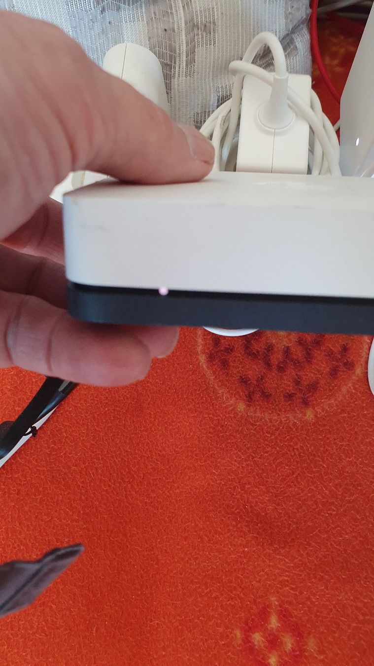 Swisscom Modem & Router: Internet Box 4 + tv Box swisscom complet – Usato da Servion venduto da meno999 3