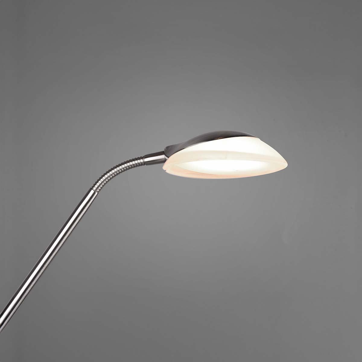 Lampen: LED Stehleuchte, 180 cm Höhe, Lesearm – Neu (gemäss Beschreibung) aus Kreuzlingen von Smart-Light 4