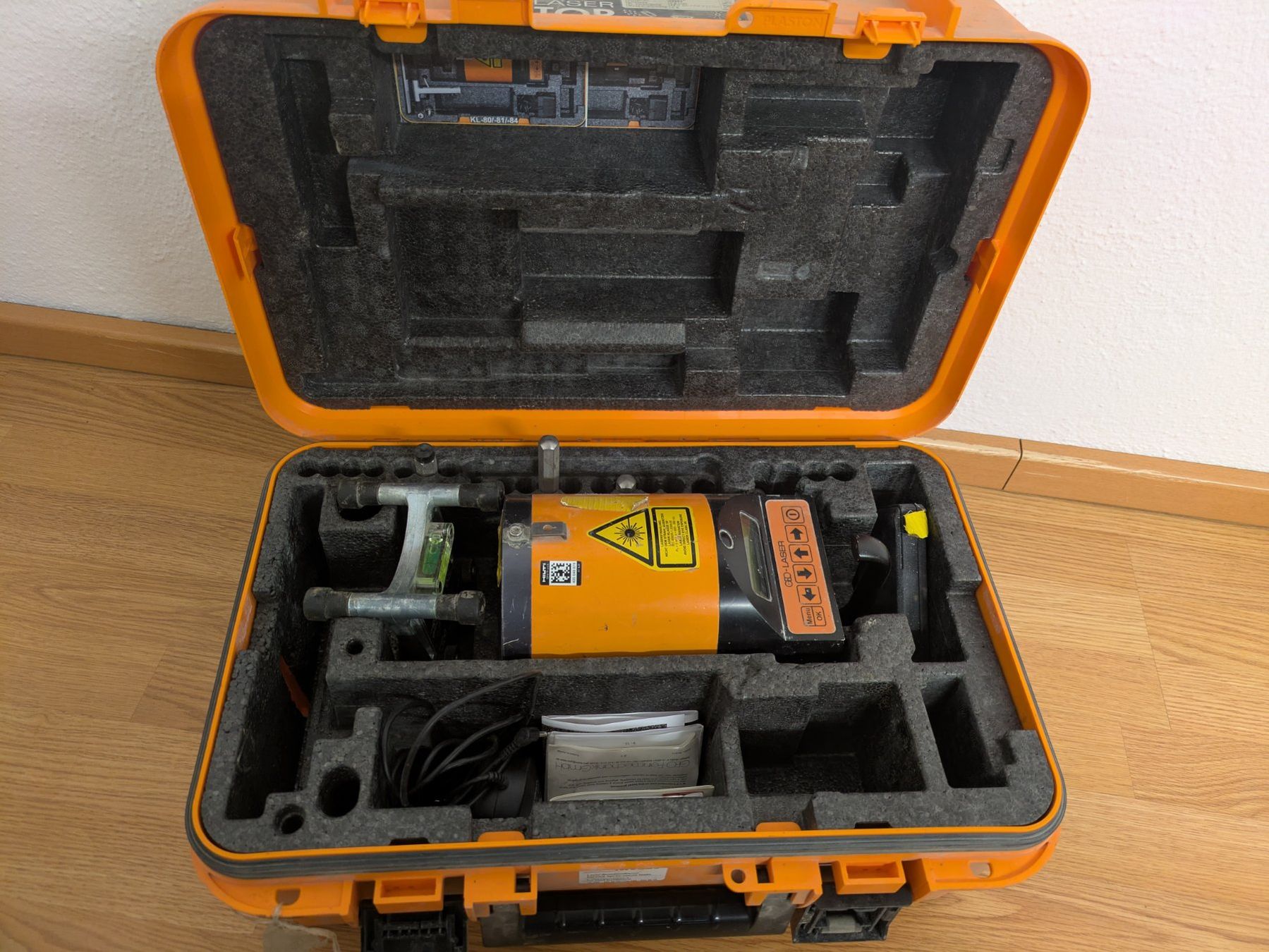 Mesurer: Kanalbaulaser KL-81L – D'occasion à Flamatt par WeibelAG 7