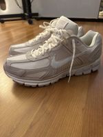 Nike zoom vomero 5 , eur 46 , 12US