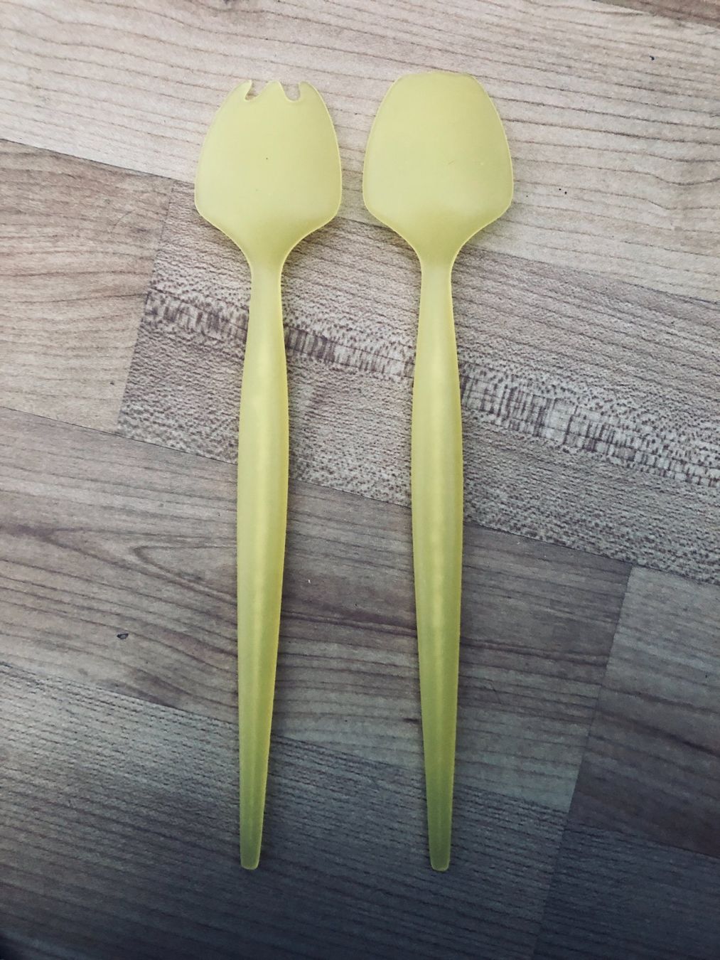 Set di posate: Salatbesteck, hellgelb, Kunststoff, – Usato da Arlesheim venduto da OmnIa55 2