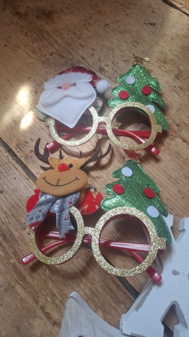 Alle Dekorationen: Weihnachtsdeko Vintage Kugeln. Rosa/Silber – Gebraucht aus Ebnat-Kappel von Aibur 7
