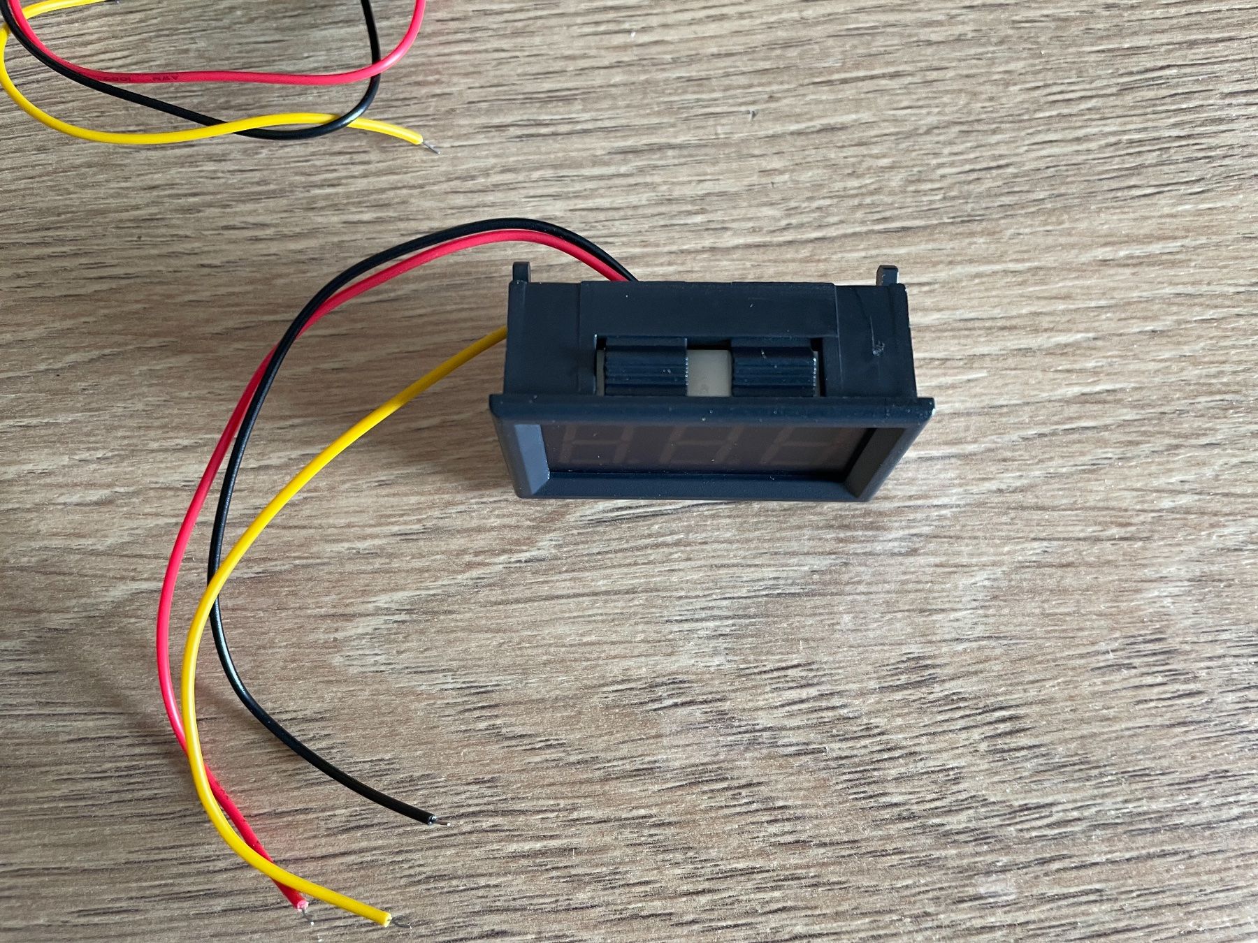 Misurare: Voltmètre 0-10V LED VERT – Nuovo e nell'imballaggio originale da Denges venduto da Ricautomotive 2