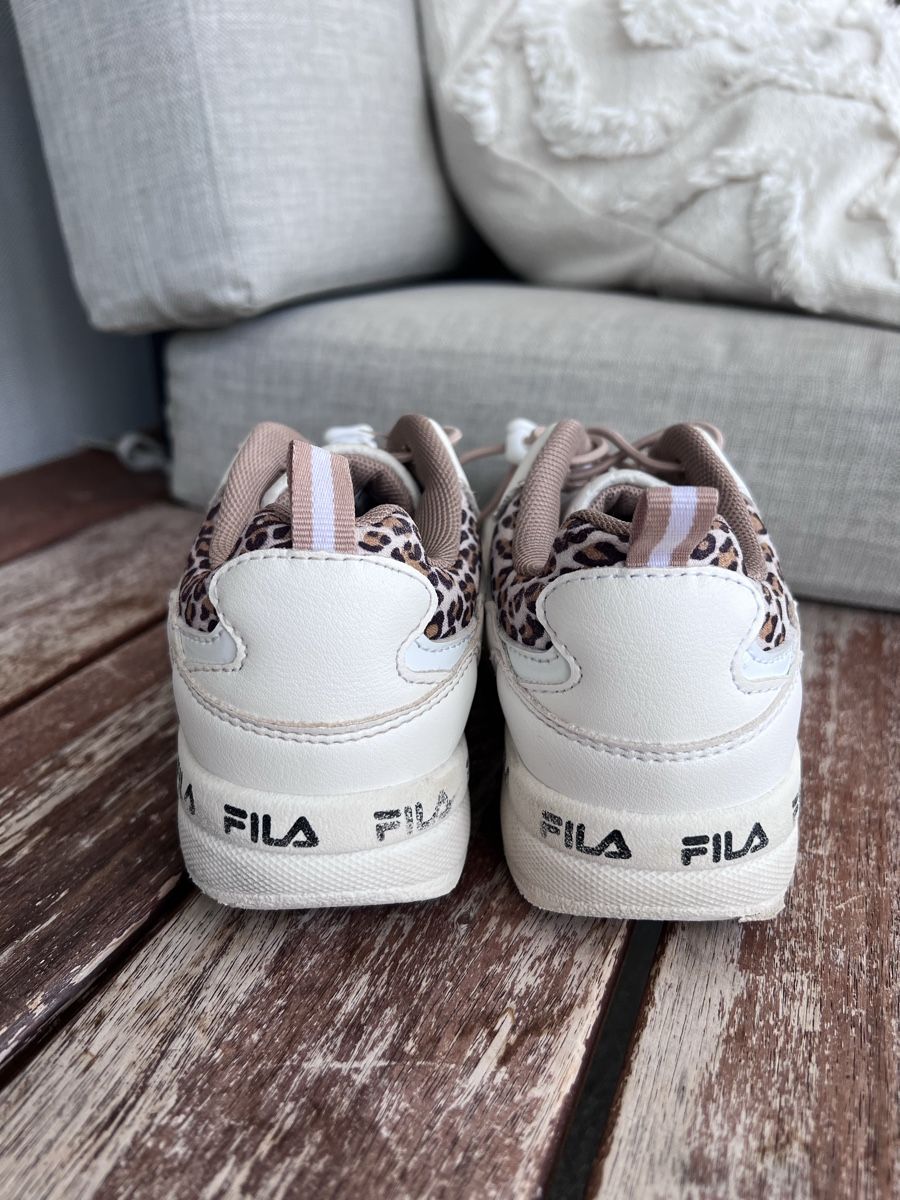 Fila Scarpe per ragazze: FILA Sneaker - mit Leo Muster - Grösse 31 – Usato da Wil SG venduto da ooMariposaoo 1
