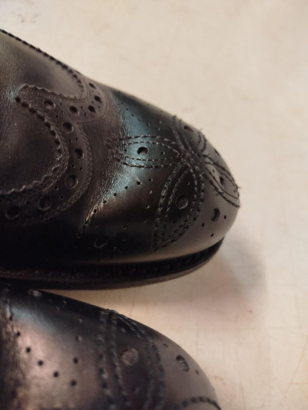 Louis Vuitton Herrenschuhe: Louis Vuitton chaussures / 42,5 – Gebraucht aus La Chaux-de-Fonds von Emmaus2300CDF 3