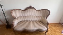 Louis Philippe Sofa, antik aus Nussbaumholz, renoviert