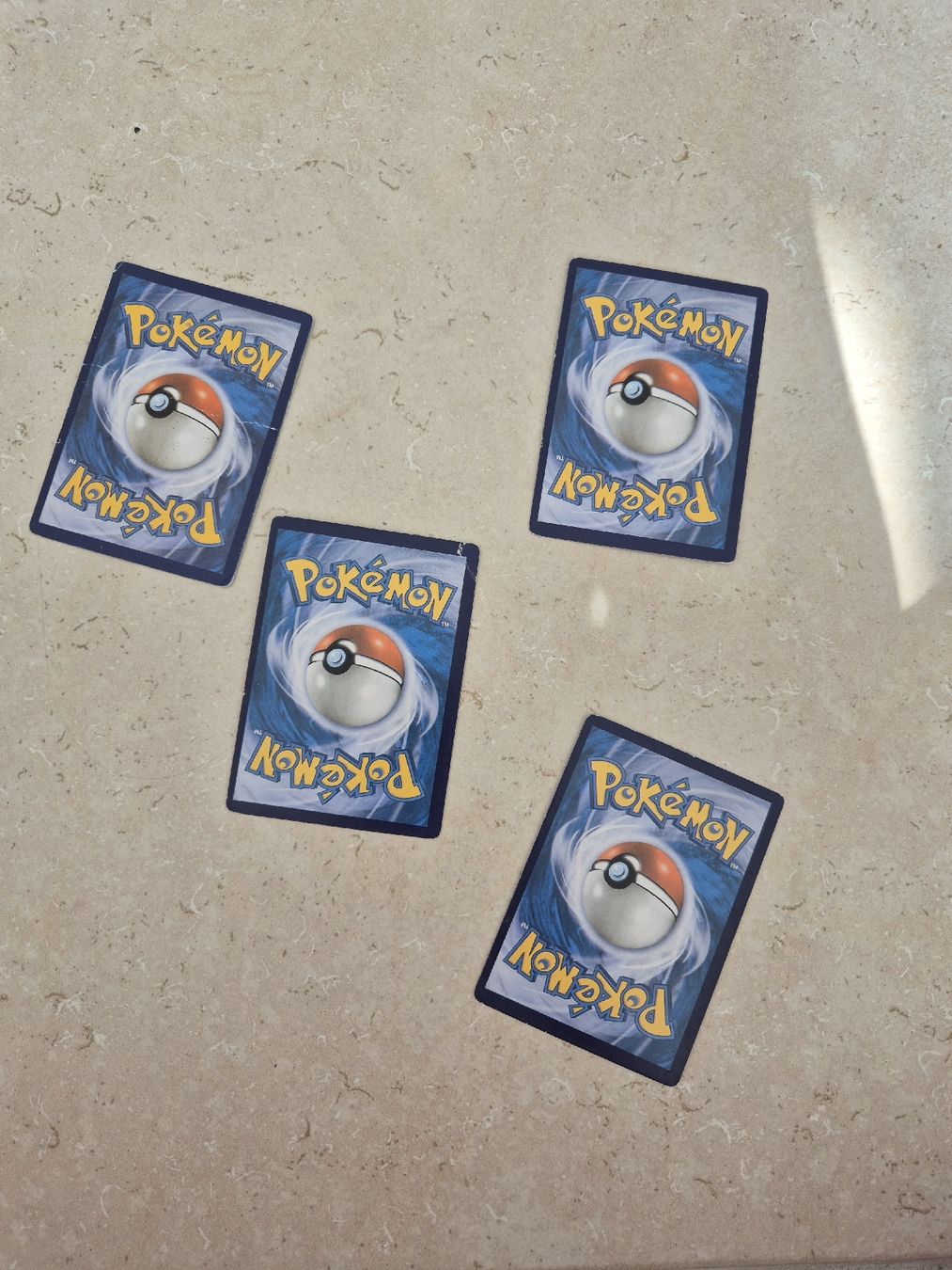 Pokémon Cartes à collectionner:  4  Pokemon Karten  – D'occasion à Adliswil par Stardust11 5