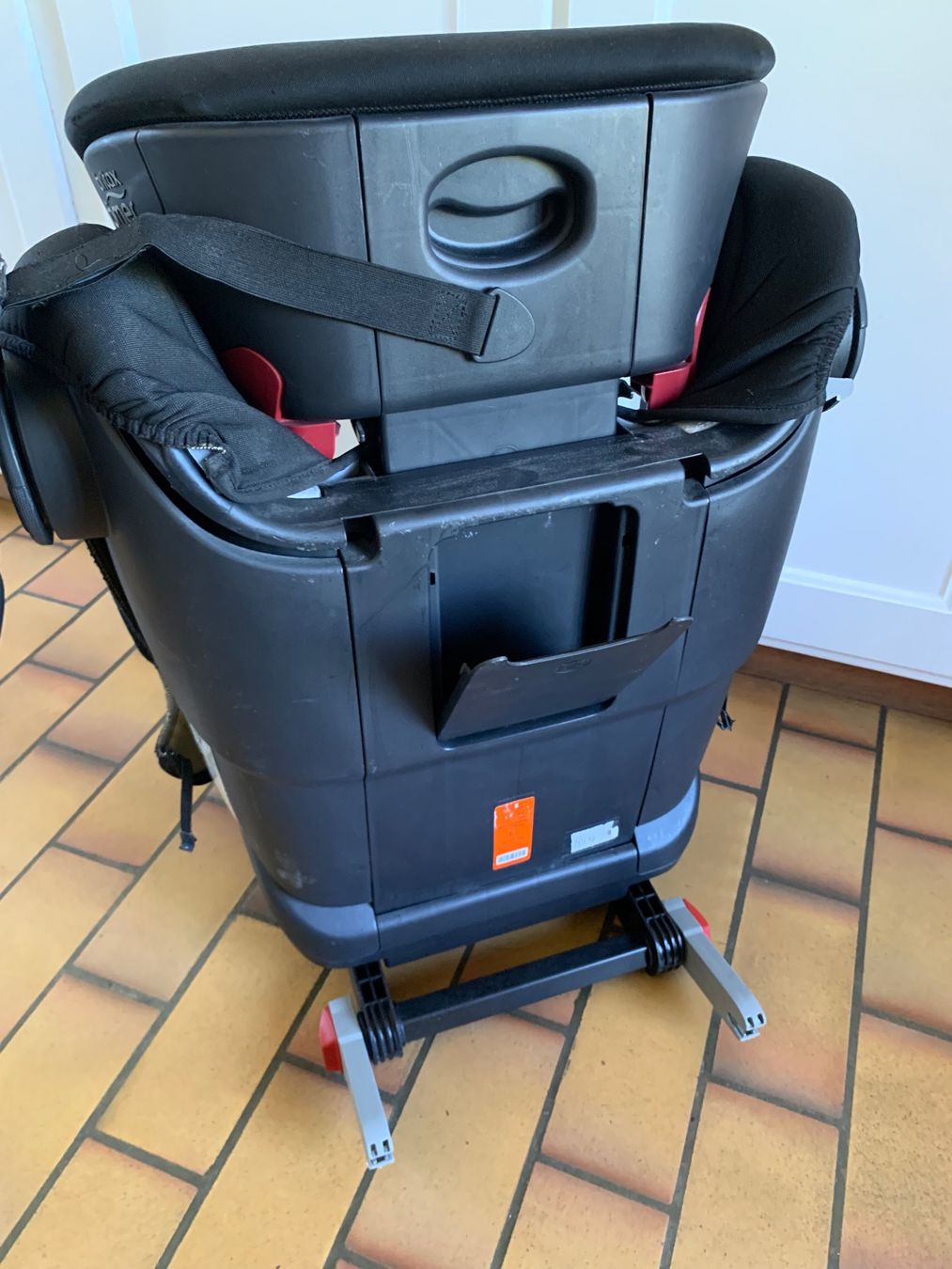 Britax Römer Seggiolini per auto: Britax Römer Kidfix XP schwarz – Usato da Obfelden venduto da Zocci 5