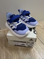 Basket Adidas bleu pour enfant taille 20 👟