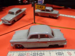 Austin A105  1:43 (ohne Box) Dinky No.176 GB  > (H5)