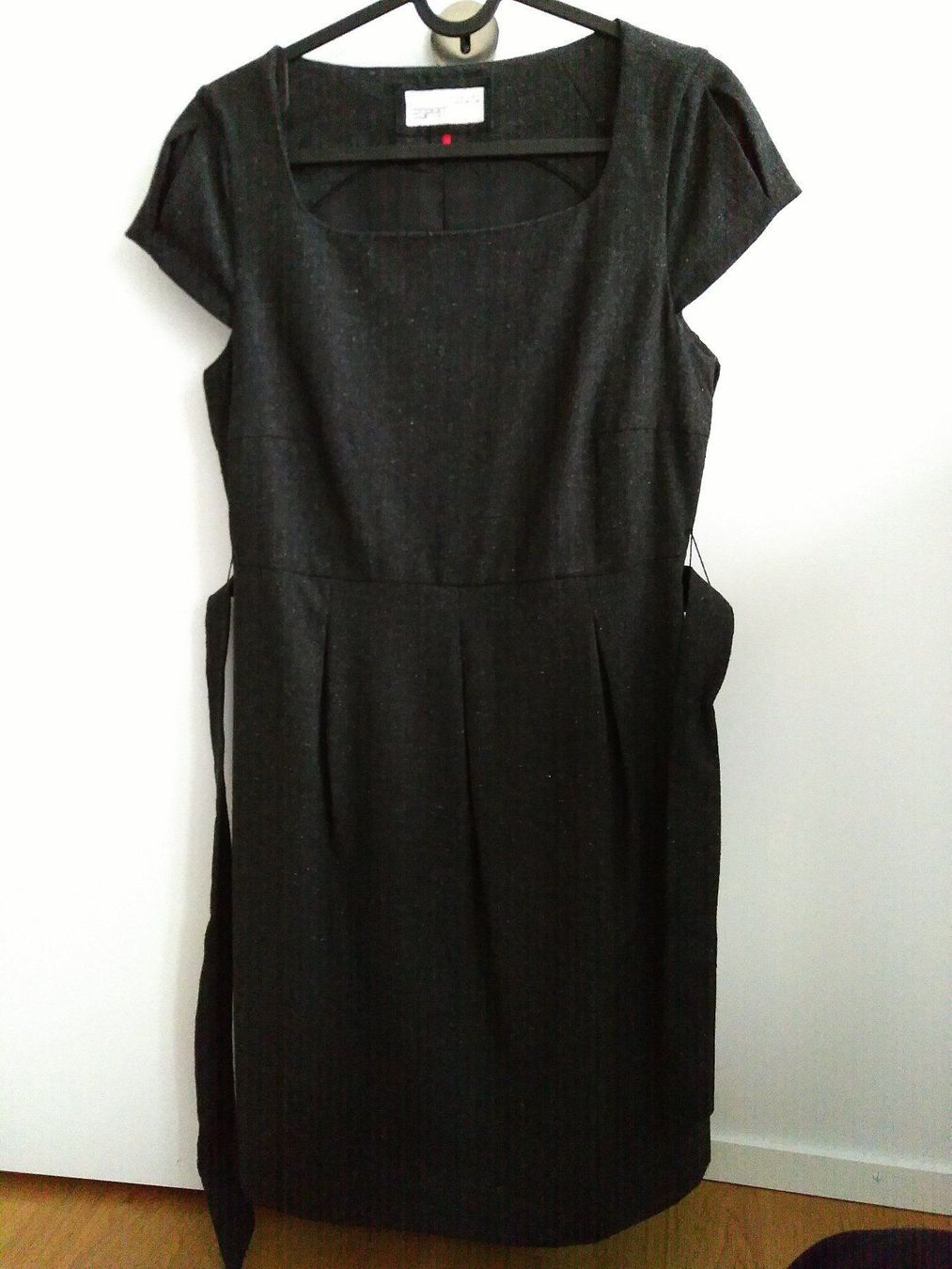 Esprit Kleider: Kleid Esprit, Grösse 34, 60% Wolle – Gebraucht aus Zürich von Nora321