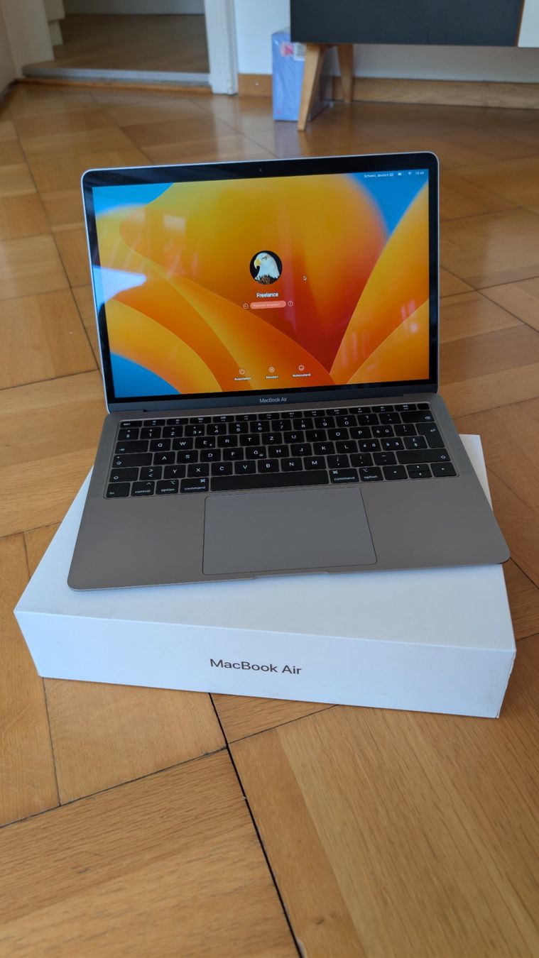 Apple Notebooks: MacBook Air Retina, 13-inch, 2019 – Gebraucht aus Zürich von cedmartial