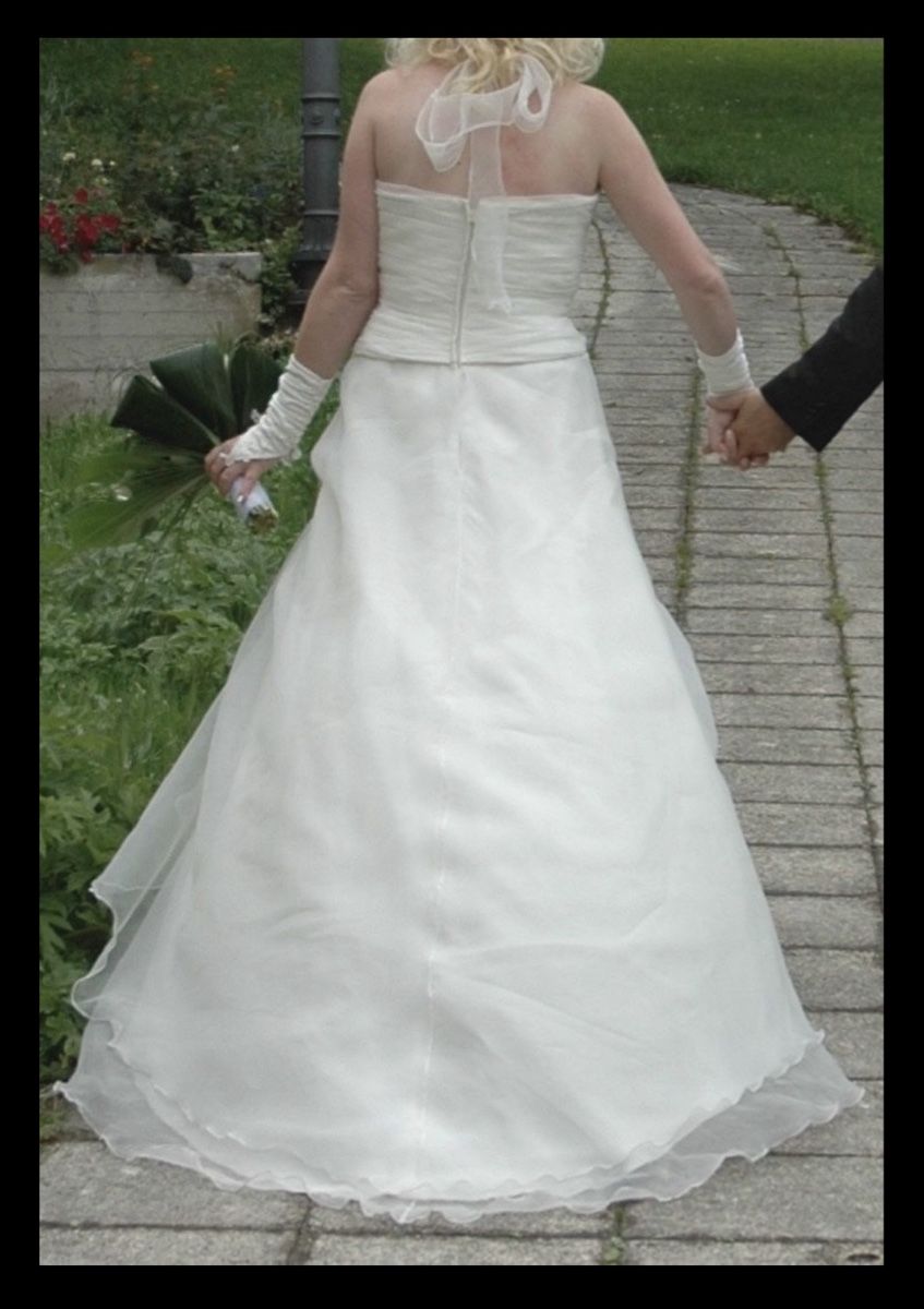 Vestiti: Robe de mariée sans accessoires – Nuovo (secondo la descrizione) da Chézard-St-Martin venduto da monster2525 1