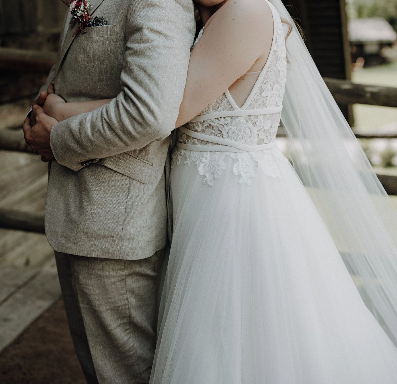Vestiti: Secondhand Brautkleid Pronovias "Marisol", Grösse 36 – Usato da Brunnen venduto da Herzig-Brautmode 6