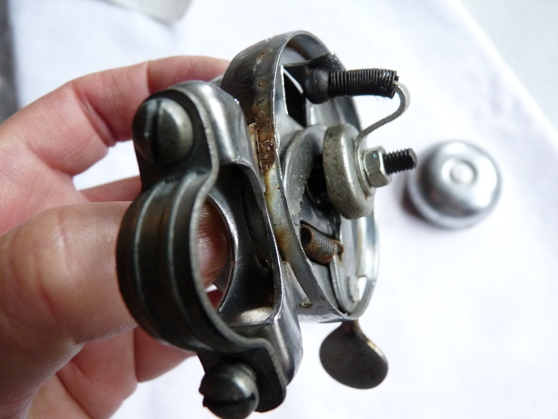 Mofa-Ersatzteile: Doppel Glocke aus altem dickem Chrom – Gebraucht aus huttwil von Pakora 6