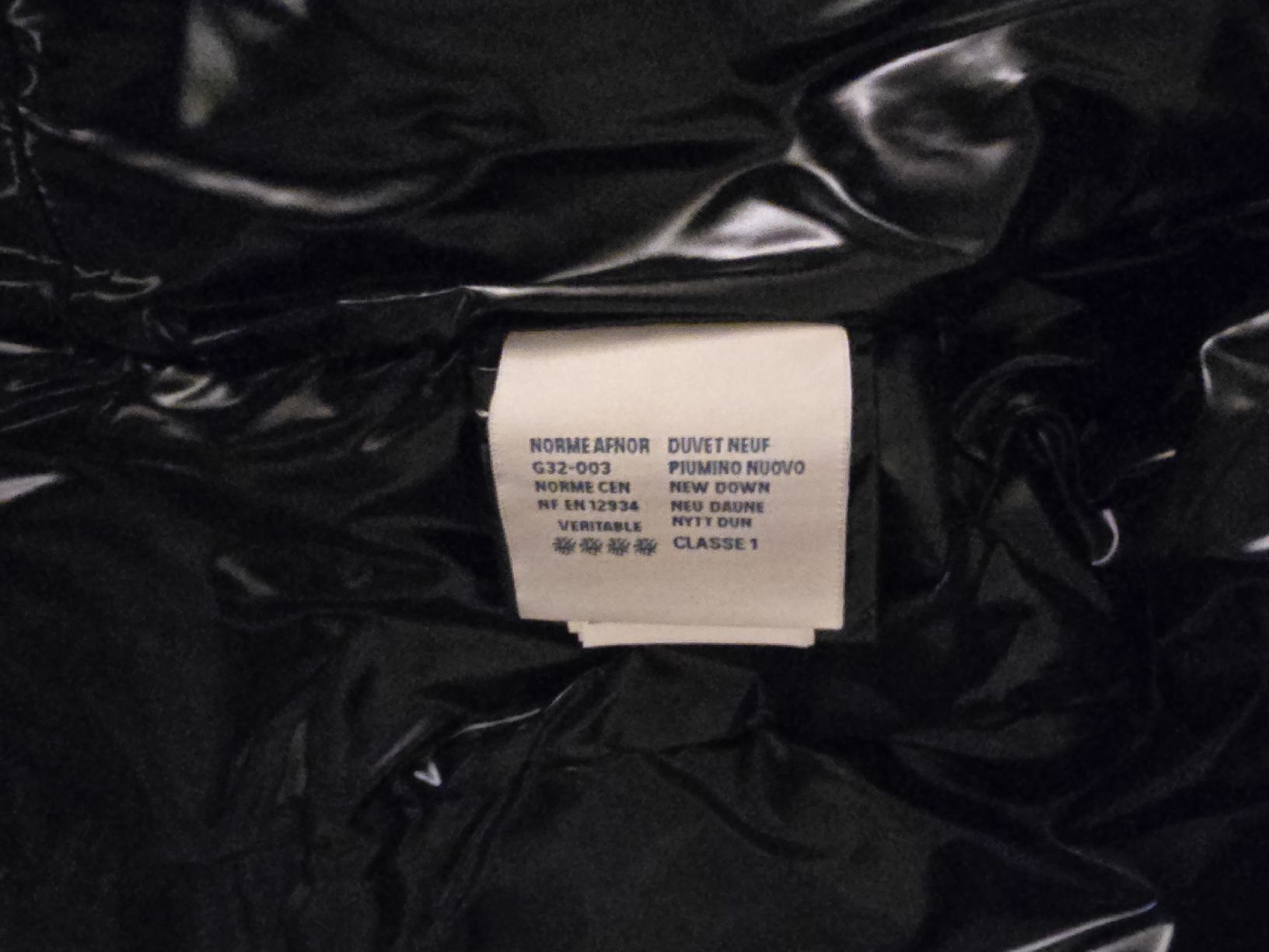 Moncler Giacche: Original Moncler Daunenjacke – Nuovo (secondo la descrizione) da Gattikon venduto da lavric_d 6
