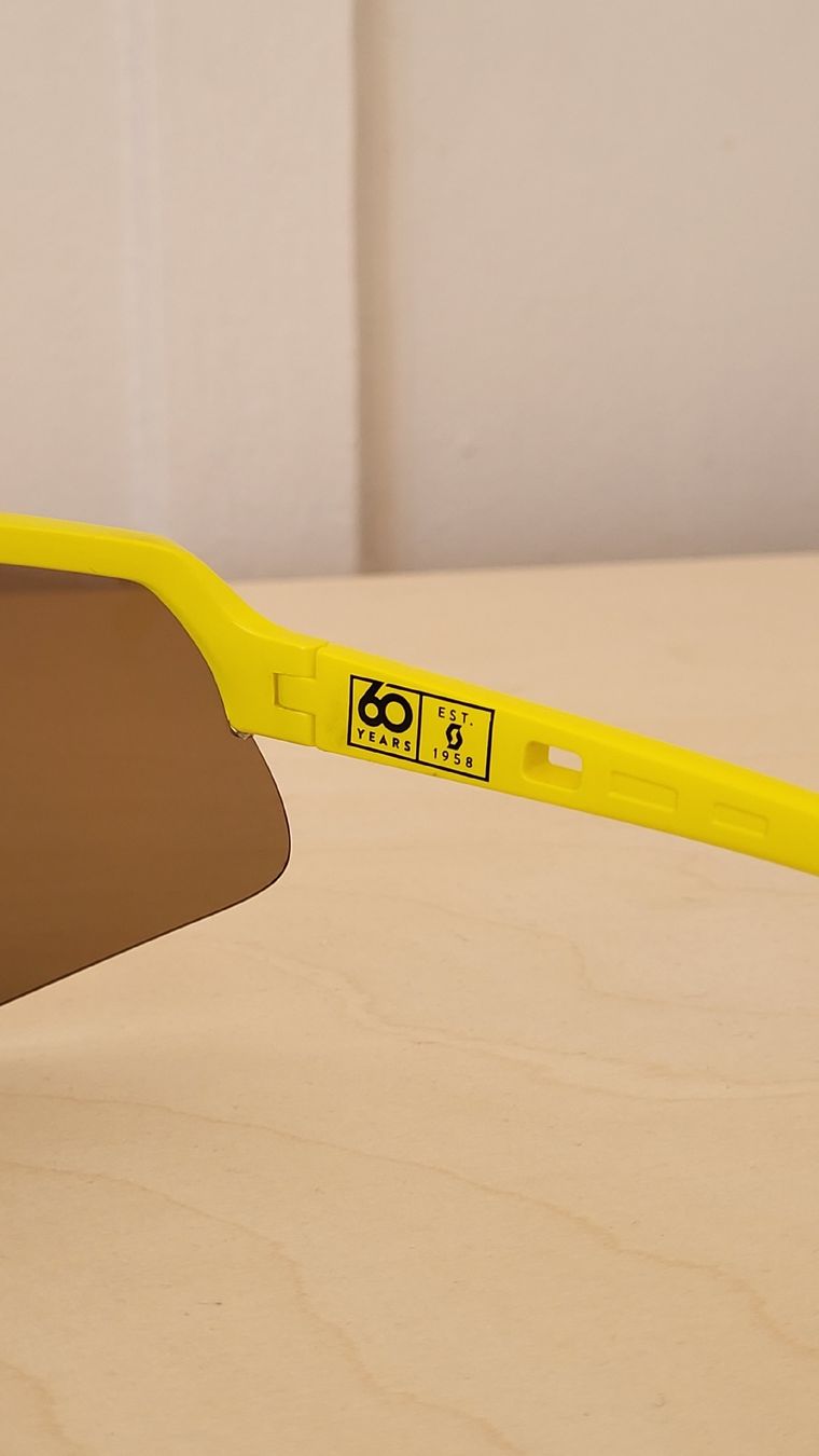 Scott Occhiali & Lenti: Lunettes de soleil SCOTT – Usato da Auvernier venduto da Yncho 2