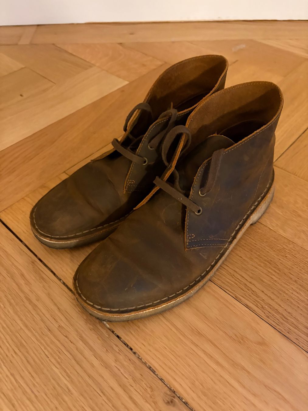 Herrenschuhe: Clarks Desert Boots, Beeswax, Grösse 41 – Gebraucht aus Genève von BeatMumenthaler