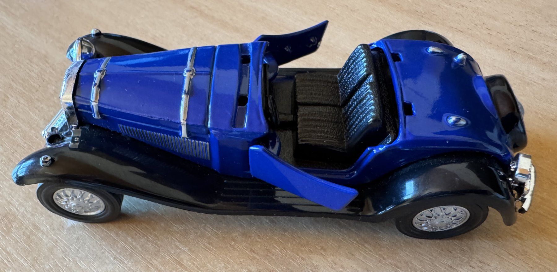 Modellautos: 2 Modellautos mit Rückzugmotor – Gebraucht aus Diepoldsau von preisparadies-ch 5