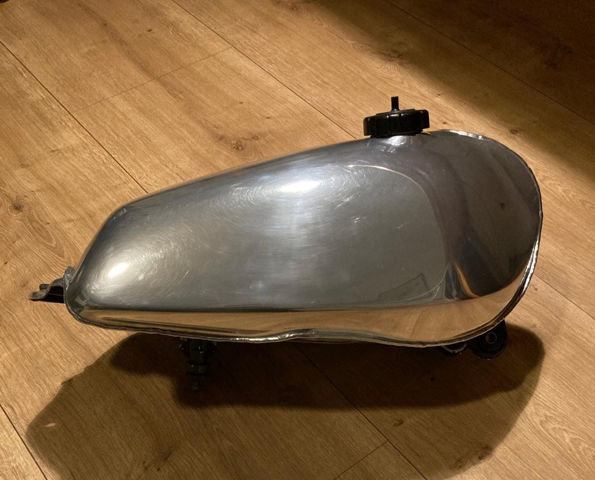 Yamaha Accessori per altri veicoli: Yamaha XT 500 Aluminium Benzintank – Usato da Finstersee venduto da HowBizarre