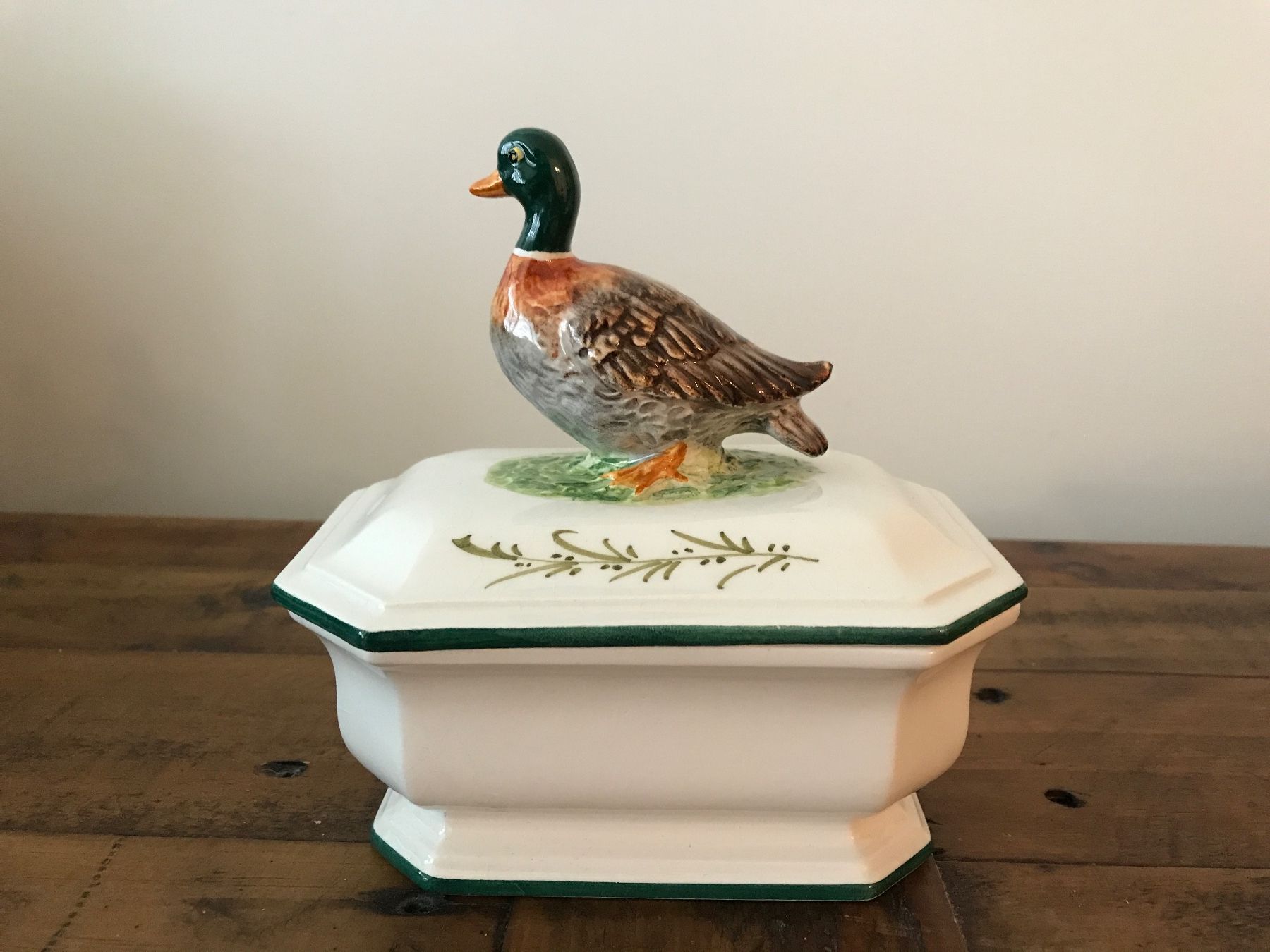 Tutte le decorazioni: Keramik Dose mit Ente Dekor – Usato da Rapperswil SG venduto da cosiba01 1