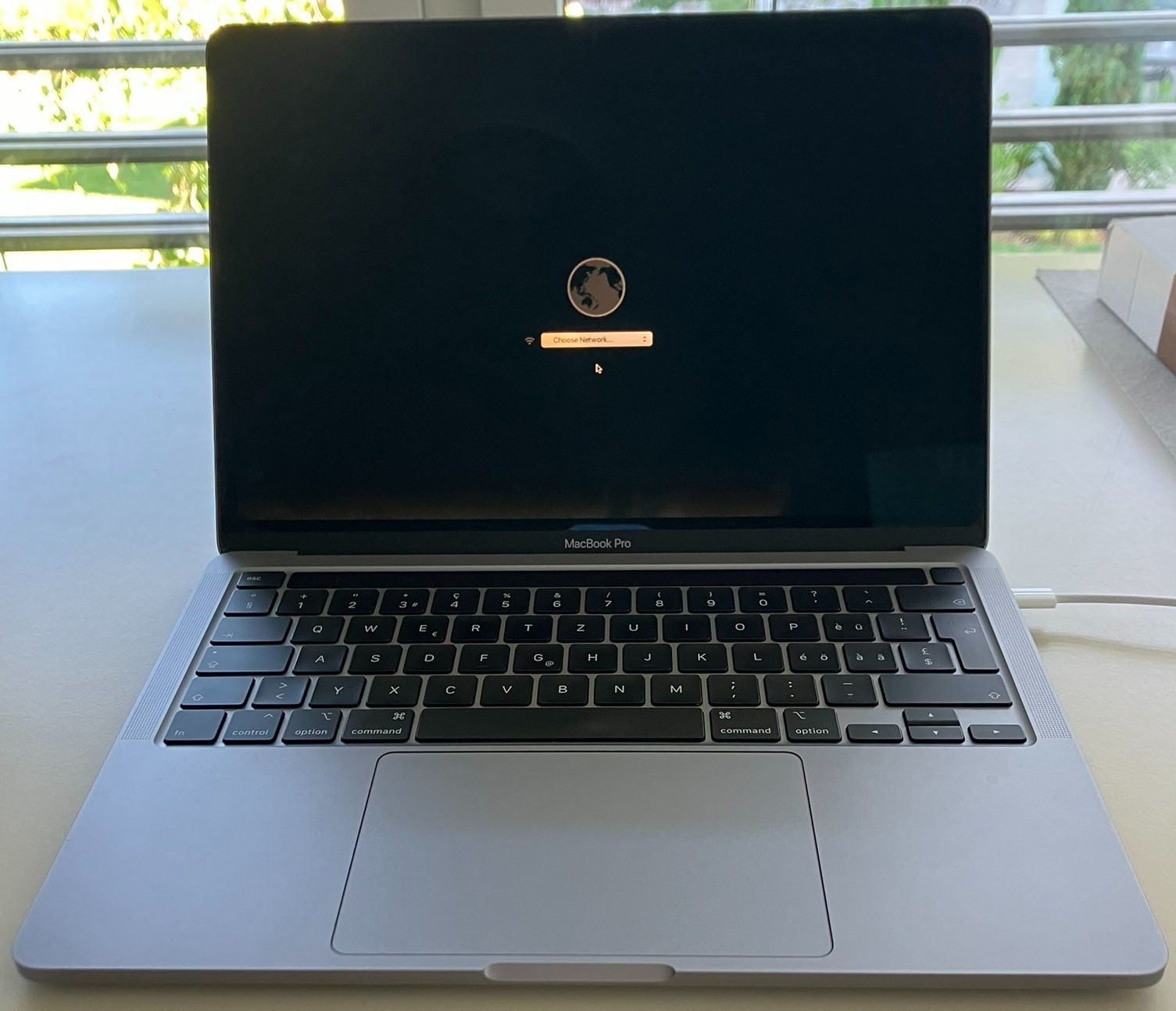 Apple Notebook: MacBook Pro 13" 2020 / Touch Bar / iCloud gesperrt – Usato da Meisterschwanden venduto da Discus0
