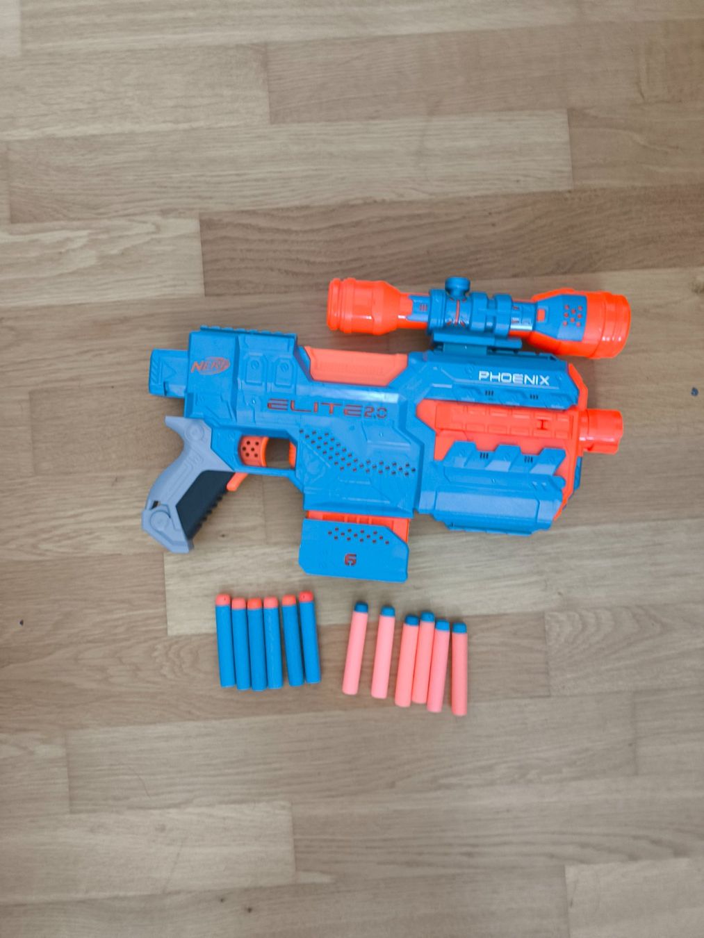 Nerf Giocattoli: Nerf Elite 2.0 Phoenix CS 6 – Usato da Arbon venduto da Laszlo.Novak