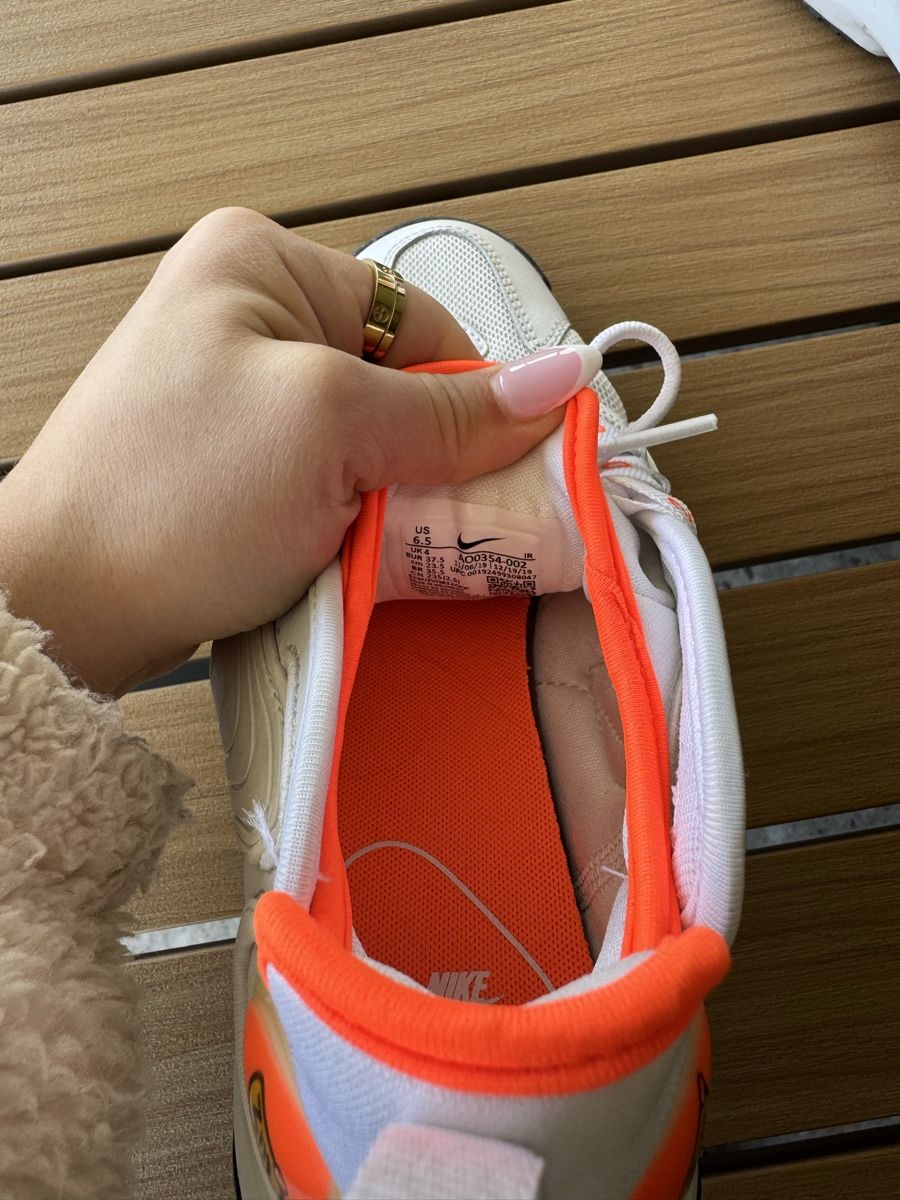 Nike Scarpe da uomo: Nike Zoom 2K Hyper Crimson Grösse 37.5 – Usato da Rickenbach LU venduto da Steffischuepfer 3