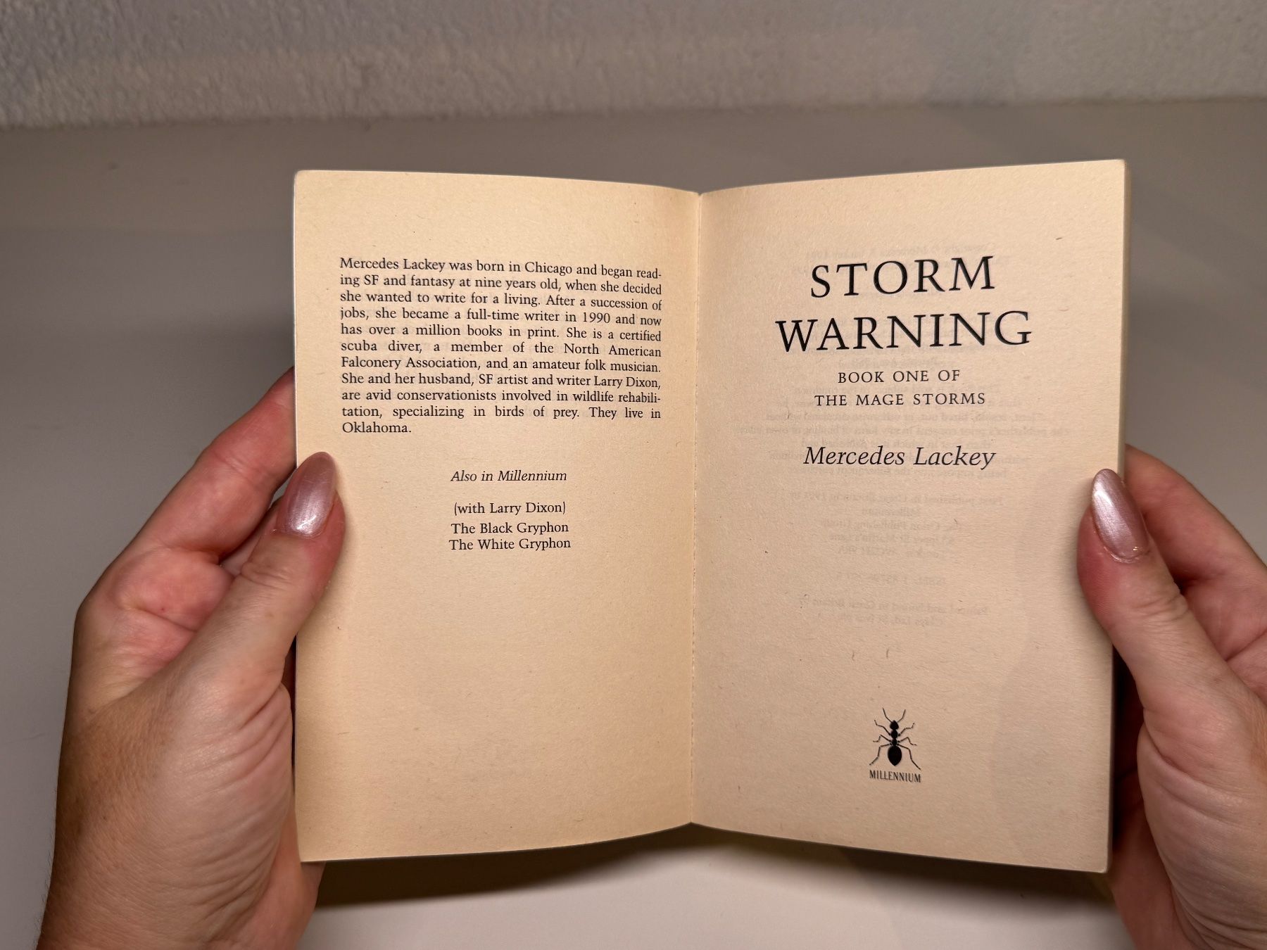Libri: NOVEL: Mercedes Lackey, Storm Warning – Usato da Grosswangen venduto da English_books 2