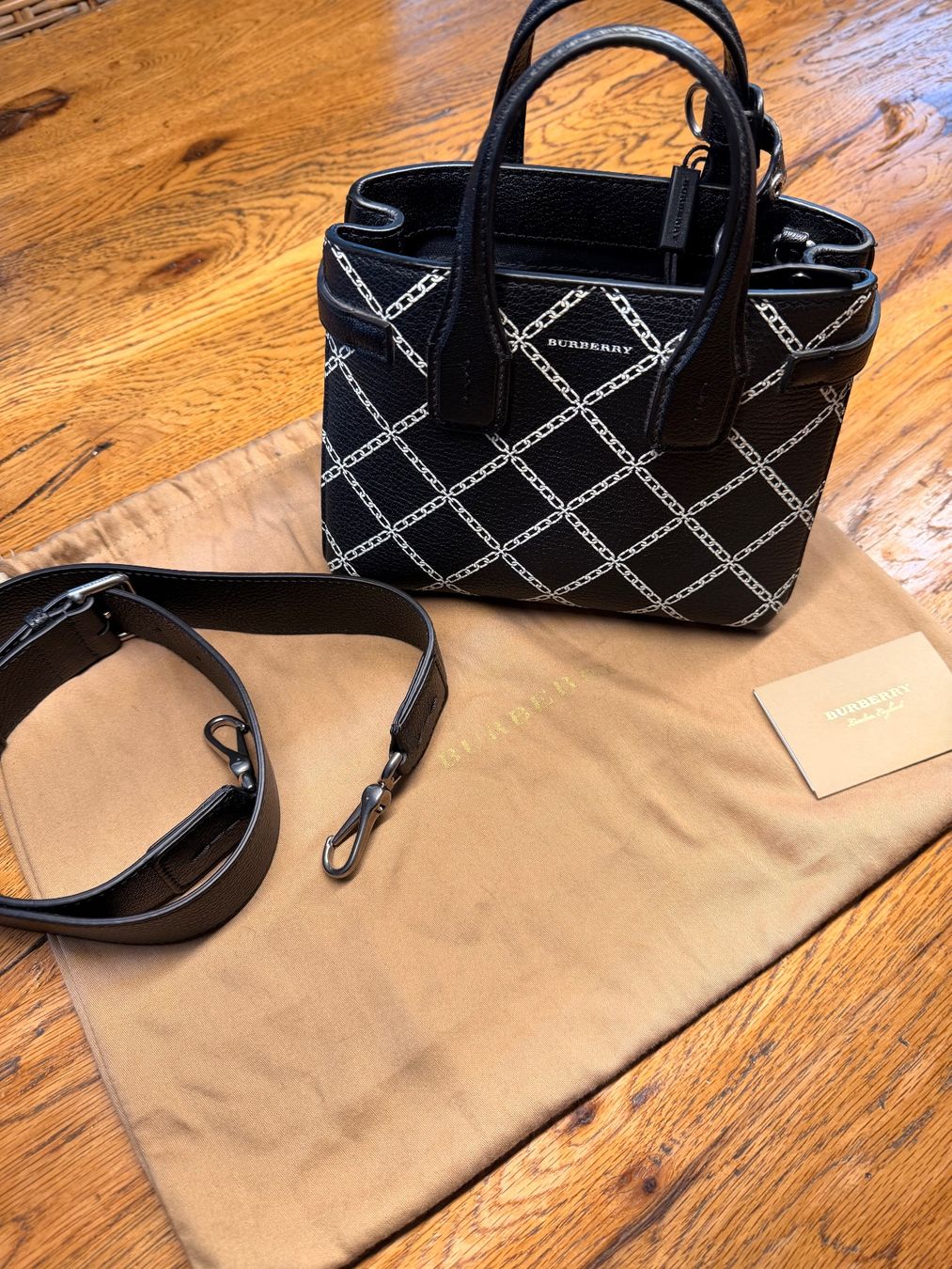 Burberry Borse da donna: Original Burberry Banner Mini – Nuovo (secondo la descrizione) da Würenlos venduto da Ela_73