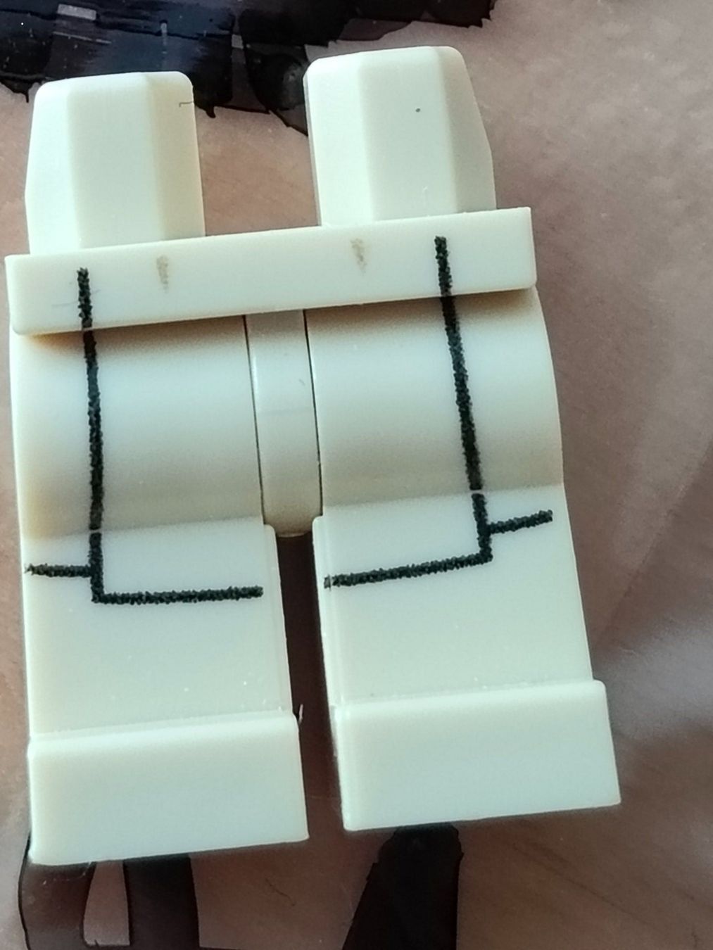 Lego Kit di costruzioni: Legofigur Torso und Beine zu SW  zB-0592 oder 0812 /B64 – Usato da St. Gallen venduto da Bisaknosp 4