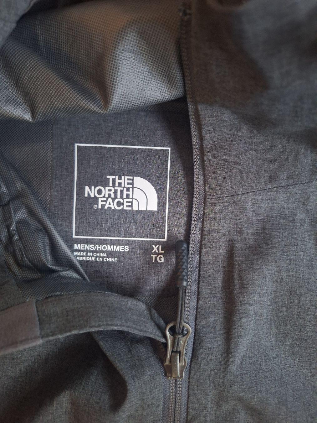North Face Giacche: The North Face rain jacket size XL – Nuovo (secondo la descrizione) da Yens venduto da rob_nsw7 2