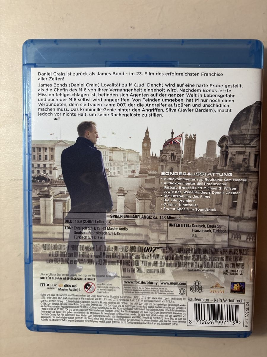 Tutti i DVDs: James Bond 007: Skyfall - Blu-ray - Top Zustand! Action – Usato da Ruswil venduto da Slivio_ 1