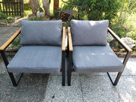 Lounge Sessel mit Tischli