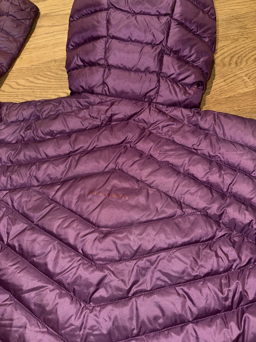 Mammut Jacken: Mammut Daunenjacke, Lila, Gr. S – Gebraucht aus Basel von Oloir 3