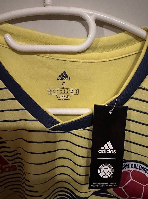 Canottiere & Pantaloni: Maillot de foot Colombie  – Nuovo e nell'imballaggio originale da Bernex venduto da siral05 2