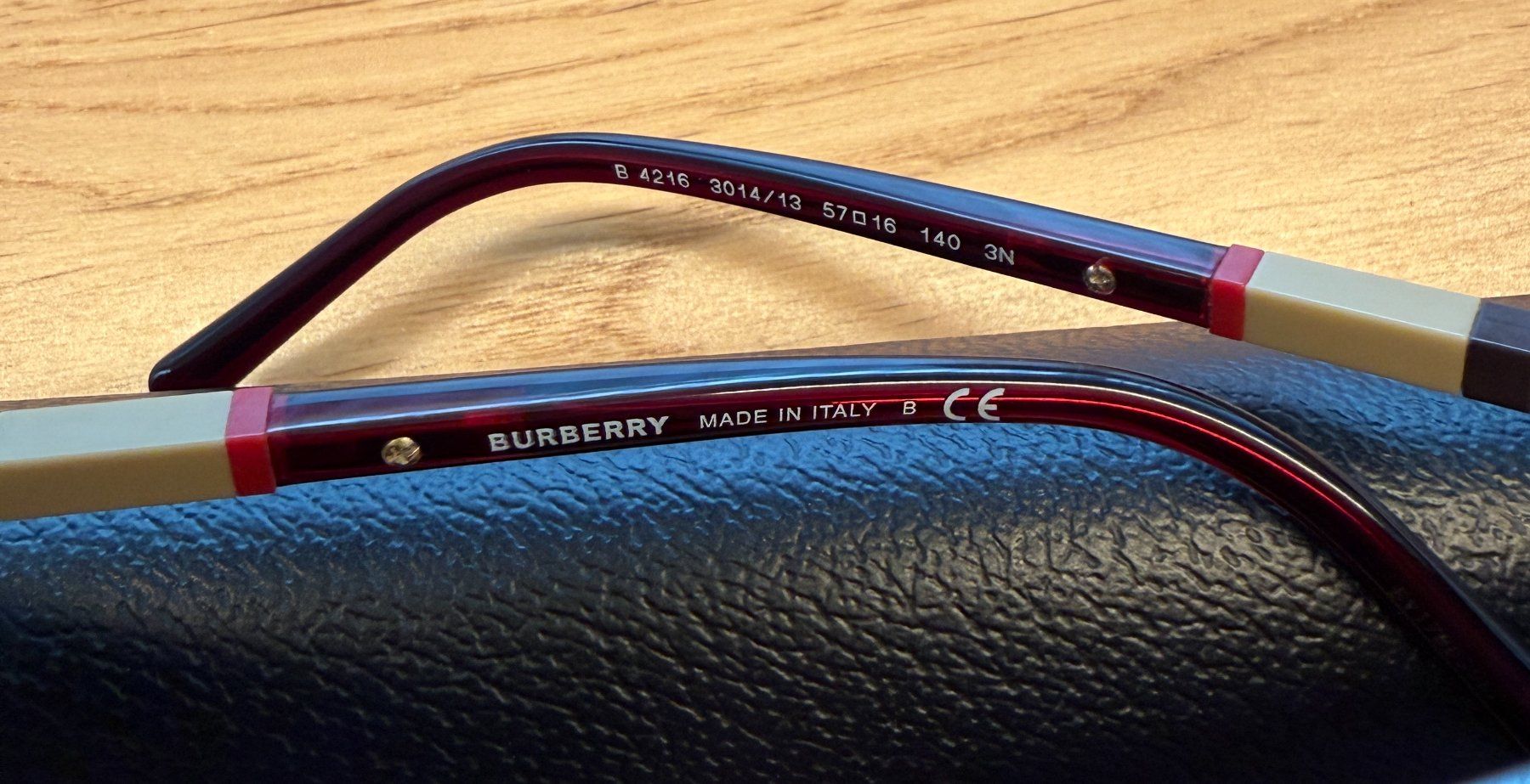 Burberry Occhiali & Lenti: Sonnenbrille Burberry – Usato da Thalwil venduto da Borozwei 2